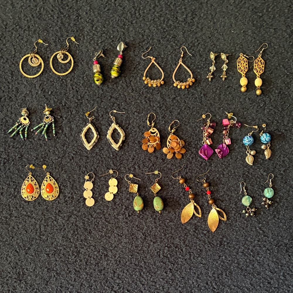Gold and Brown Women's Earrings Set